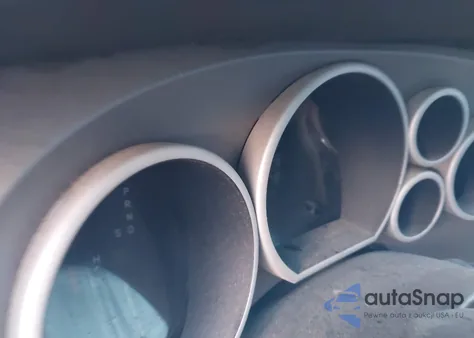 2010 Toyota Tundra Grade 4.6L V8 z USA, uszkodzony, nr VIN 5TFUM5F15AX009689